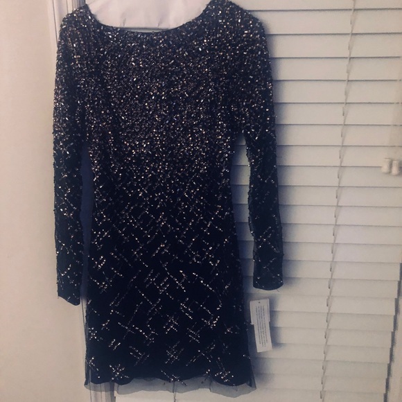 Sparkly classy holiday party dress, Designer - Picture 3 of 4